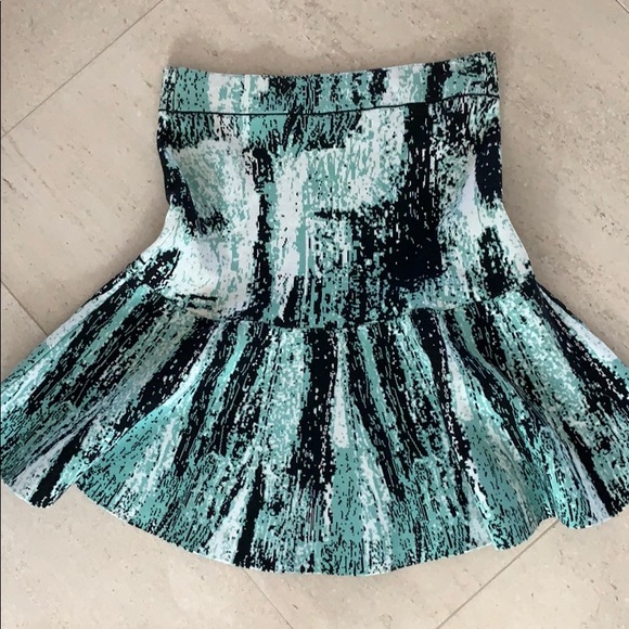 Bcbg maxazria knit skirt - Picture 3 of 3